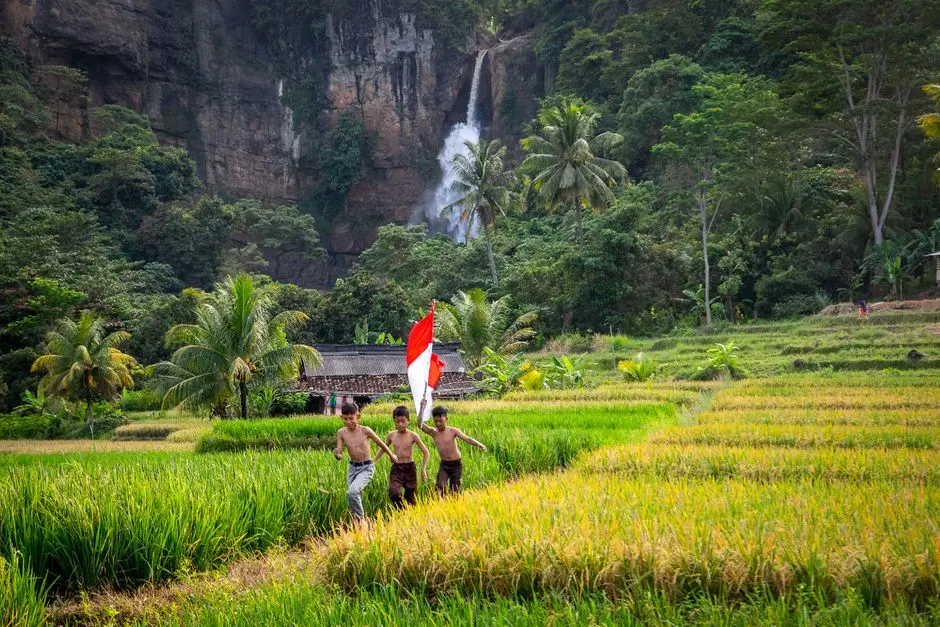 air terjun curug semirang jawa tengah